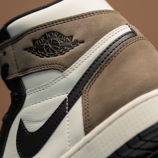 Jordan 1 mocha wallpaper