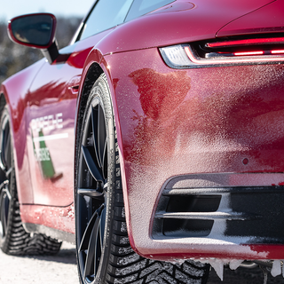 Porsche snow wallpaper