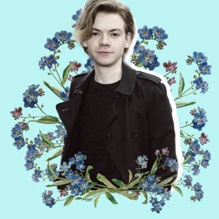 Thomas Brodie Sangster aesthetic wallpaper