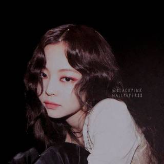 Jennie Kim dark wallpaper