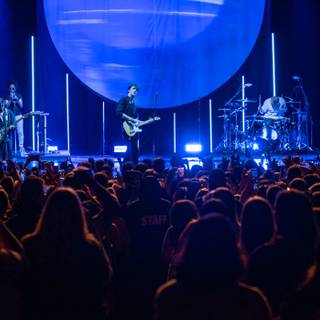 Lovejoy concert wallpaper