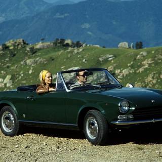 Fiat 124 wallpaper