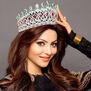 Queen girl wallpaper