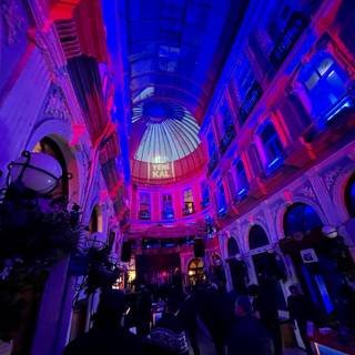 Mor ve ötesi wallpaper