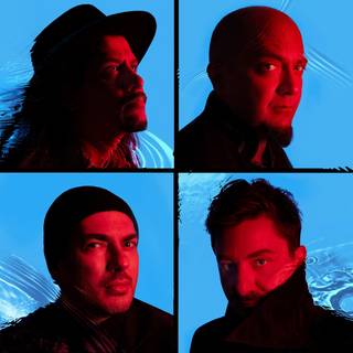 Mor ve ötesi wallpaper