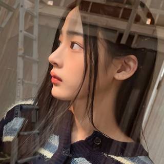 Minji NewJeans wallpaper