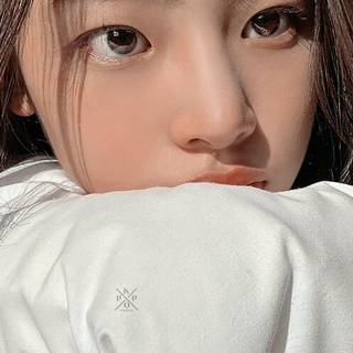 Minji NewJeans wallpaper