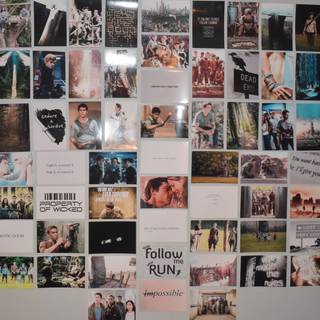 Thomas Brodie Sangster aesthetic laptop wallpaper