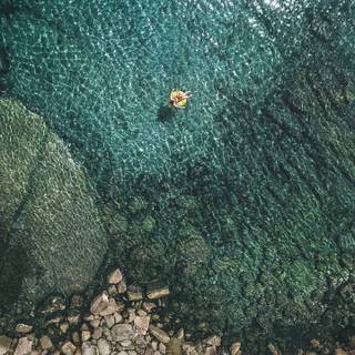 Water 4k iPad wallpaper