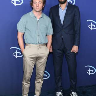 Jeremy Allen White wallpaper