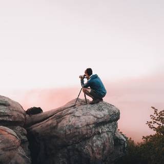 Mountain edge wallpaper