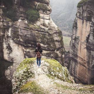 Mountain edge wallpaper