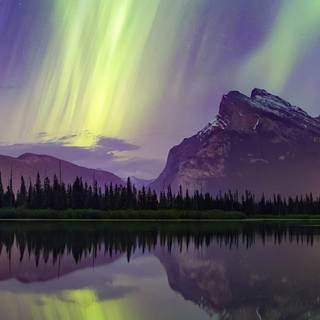 Aurora Borealis iPhone wallpaper