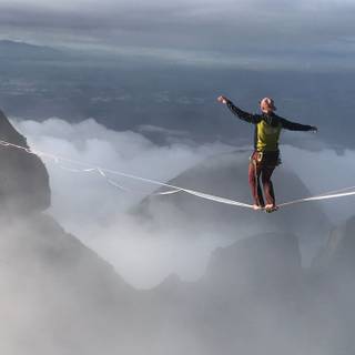 Slacklining wallpaper