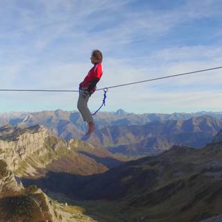 Slacklining wallpaper