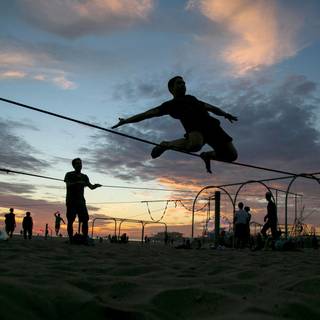 Slacklining wallpaper