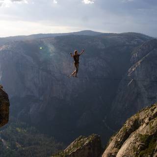 Slacklining wallpaper