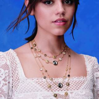 Jenna Ortega iPhone 4k wallpaper