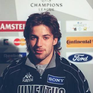 Del Piero aesthetic wallpaper