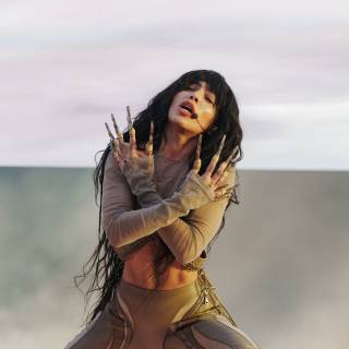 Loreen wallpaper