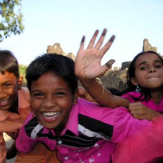 People laughing wallpaper