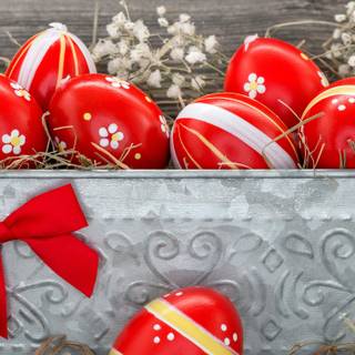 Easter red wallpaper