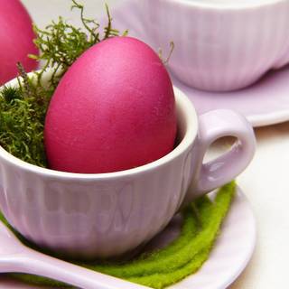 Easter red wallpaper