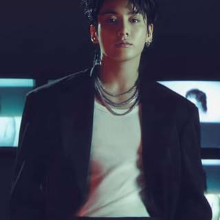 Jungkook Golden wallpaper