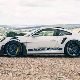 Porsche 911 GTR3 Rs wallpaper