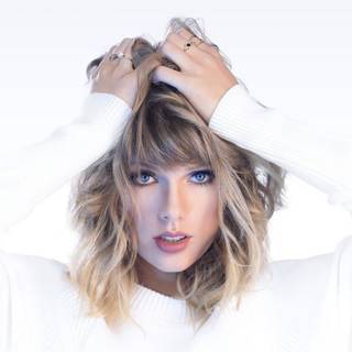 Cute Taylor Swift wallpaper