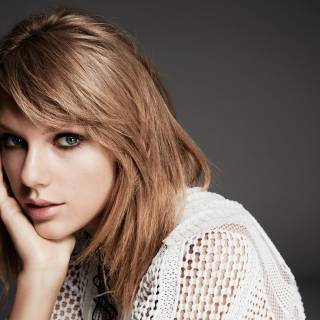 Cute Taylor Swift wallpaper