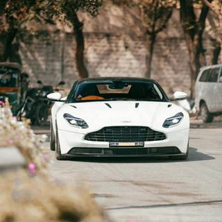 iPhone Aston Martin wallpaper