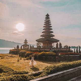 Gates of Heaven iPhone wallpaper