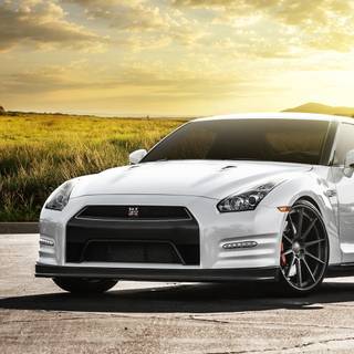 GTR white wallpaper