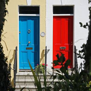 Red and blue iPhone wallpaper