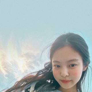 Blue Jennie wallpaper