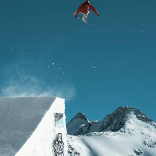 Snowboarding iPhone wallpaper