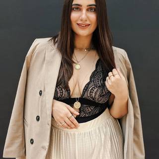 Kusha Kapila wallpaper