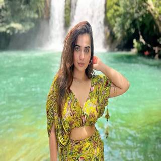 Kusha Kapila wallpaper