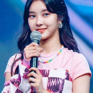 Kim Dayeon wallpaper