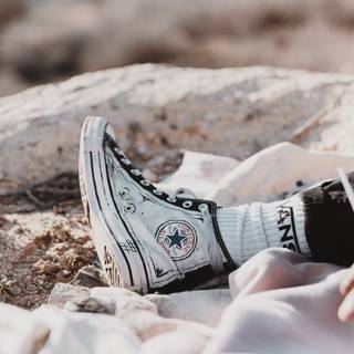 Converse aesthetic wallpaper