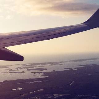 iPhone aviation wallpaper