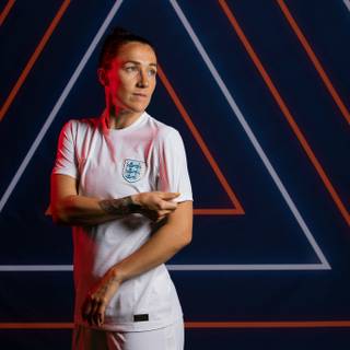 Lucy Bronze computer wallpaper