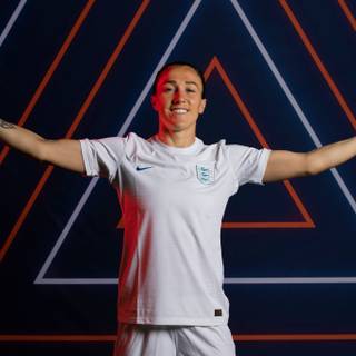 Lucy Bronze computer wallpaper