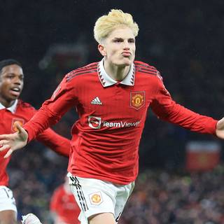 Garnacho computer wallpaper