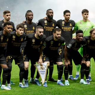 Real Madrid team 2024 wallpaper