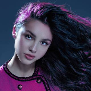 Olivia Rodrigo computer wallpaper