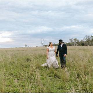 Country wedding wallpaper