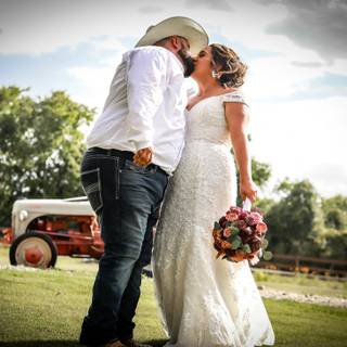 Country wedding wallpaper