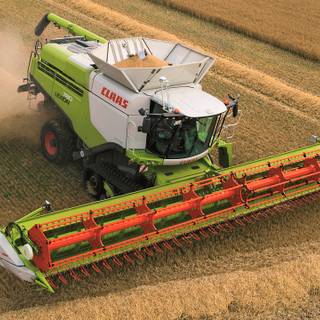 Claas Lexion wallpaper
